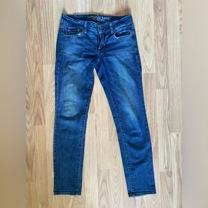 AEO stretchy skinny jeans